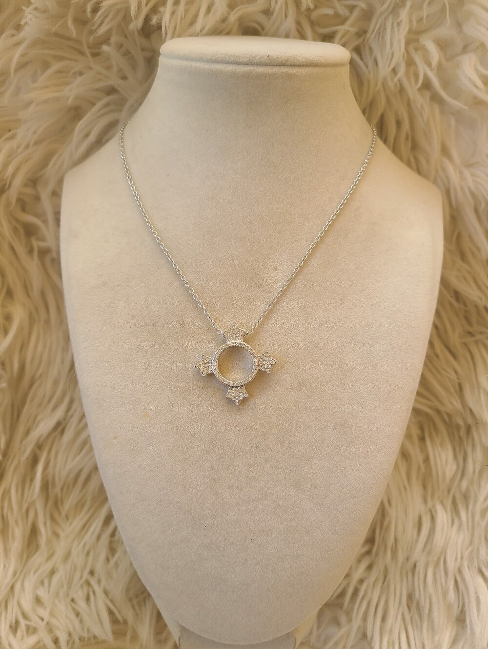 Swarovski Dune Rhodium Plated Silver Toned Pave Pendant Necklace- Like New